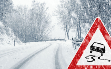 5 Reasons Why You Shouldn't Travel By Car During Winter In The Northern US